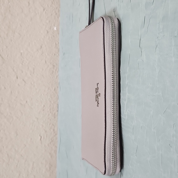 Kate Spade Gray Leather Zip Around Wallet - Picture 5 of 10